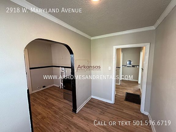 3rd image of 2918 W Maryland Ave