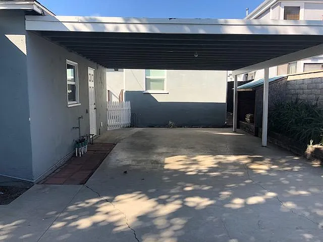 226 Avenue C — Photo 39