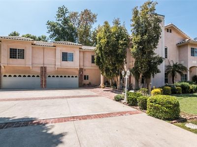 10625 Independence Ave, Chatsworth, CA, 91311