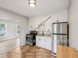 506 E Linus St, Milwaukee, WI 53207