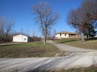 10306 E 263rd St, Freeman, MO 64746
