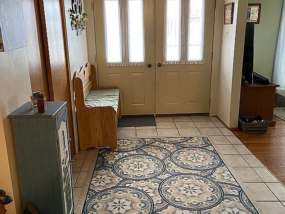 Entry way 6 1/2 x 10’