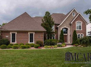 1028 Abbey Rd, Monroe, MI 48161