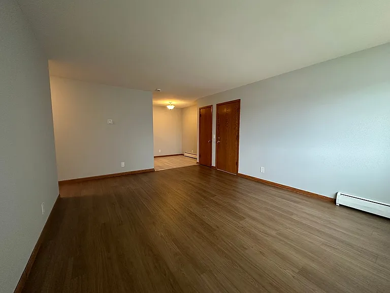 7440 Century Ave. — Photo 6