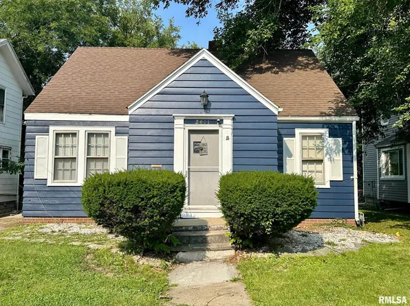 2411 W Dechman Ave, Peoria, IL 61603