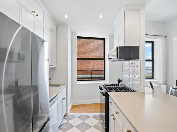 99 John Street image 11 of 25