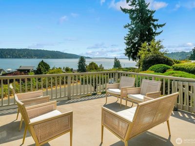 16535 41st Avenue NE, Lake Forest Park, WA, 98155