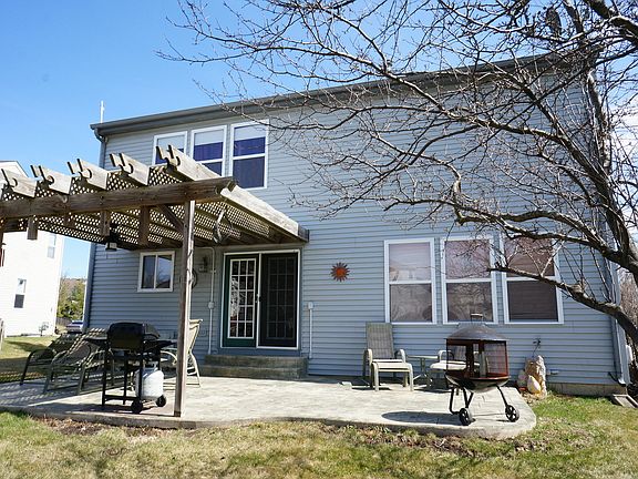 2nd image of 1745 Marilyn Dr