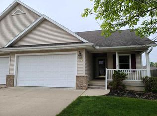 2412 2nd St, Gilbertville, IA 50634