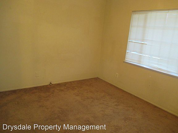5th image of 7109 Thomas Dr