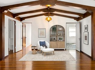 7354 Willoughby Ave, Los Angeles, CA 90046