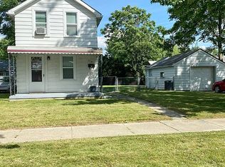 218 Pleasant St, Marine City, MI 48039
