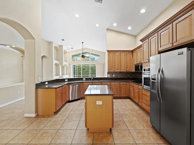 27211 Fern Glade Ct — Photo 13
