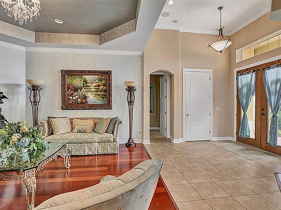 5th image of 2252 Northumbria Dr