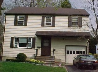 1885 Arbor Ln, Union, NJ 07083