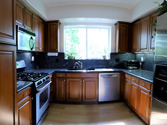 5th image of 3401 S Bentley Ave APT 402