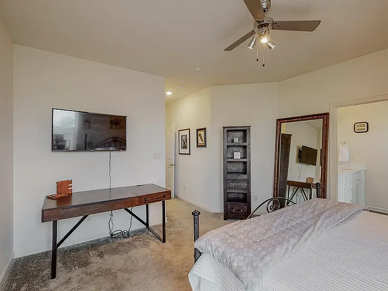 7309 Ojai St NE — Photo 5