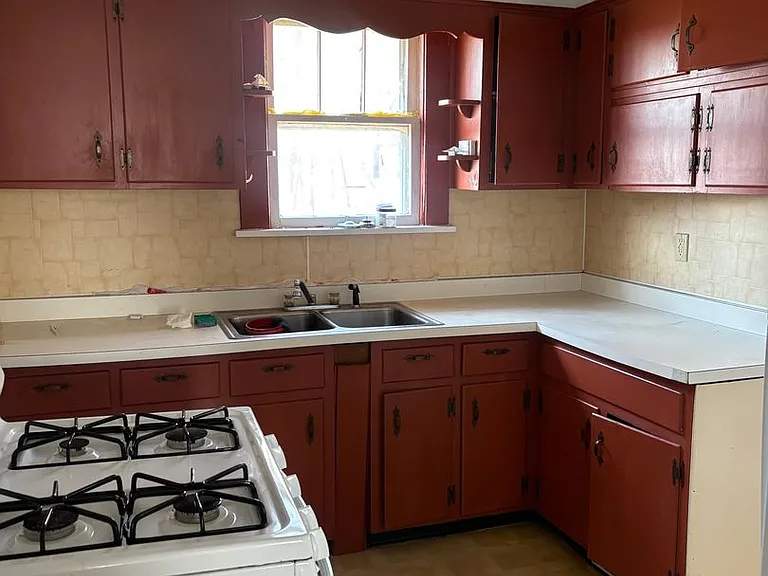 620 E Reynolds St — Photo 4