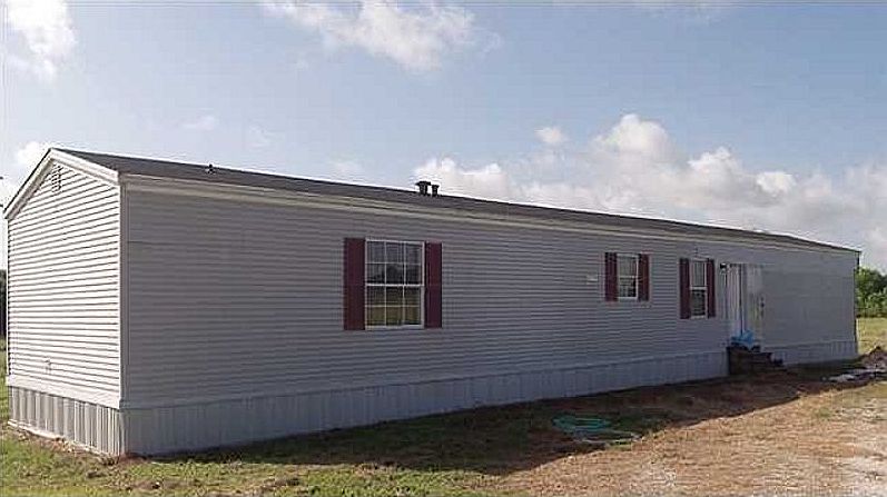 2nd image of 640 Credeur Rd