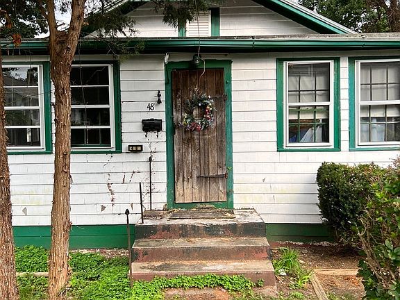 2nd image of 48 Garden Rd