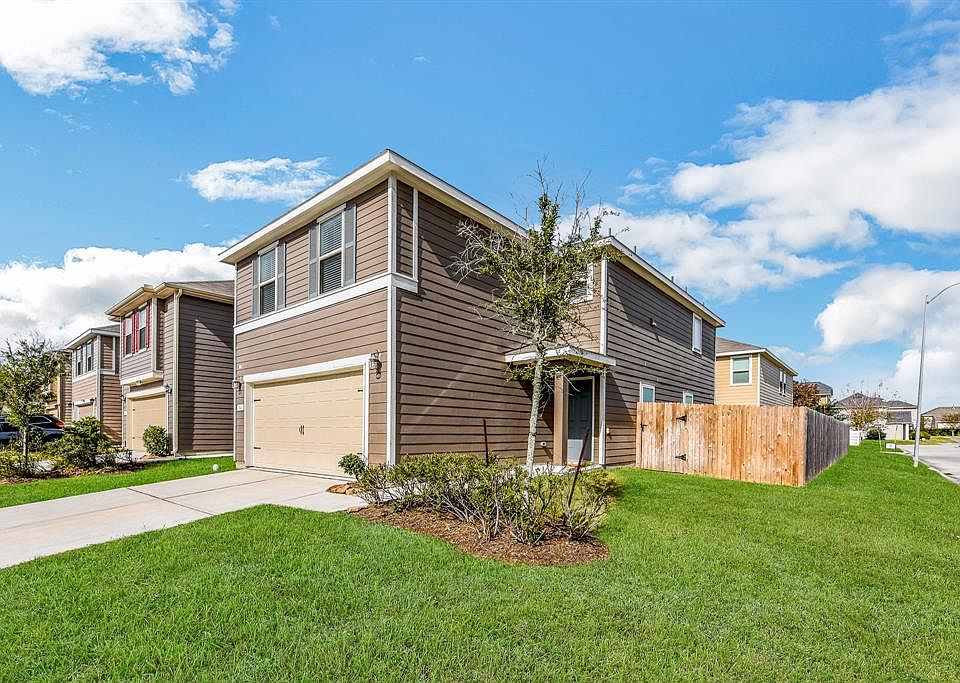 1st image of 19433 Garden Gate Ct