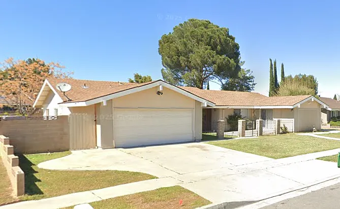 43937 Halcom Ave