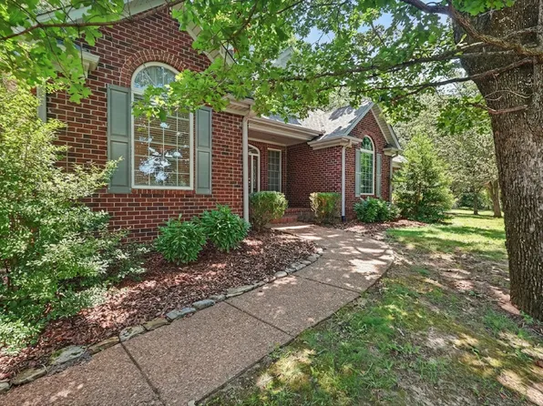 7232 Knottingham Dr, Fairview, TN 37062