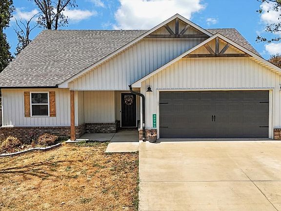 3rd image of 32795 S Webb Ln
