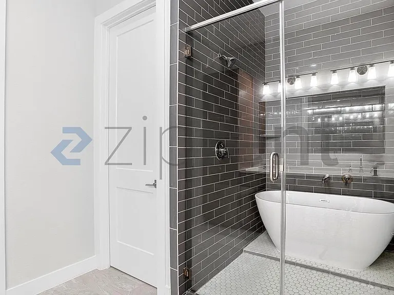 4413 Anthony Court Ln — Photo 37