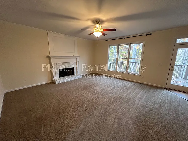 7115 Red Fox Ln — Photo 9