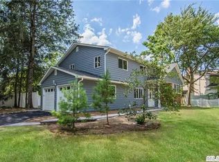 11 Cecil Ct, Melville, NY 11747