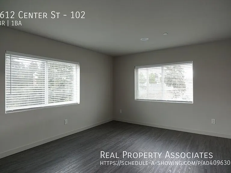 3612 Center St #102 — Photo 5