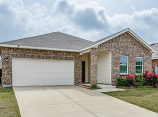 762 Wilshire Dr, Lavon, TX 75166