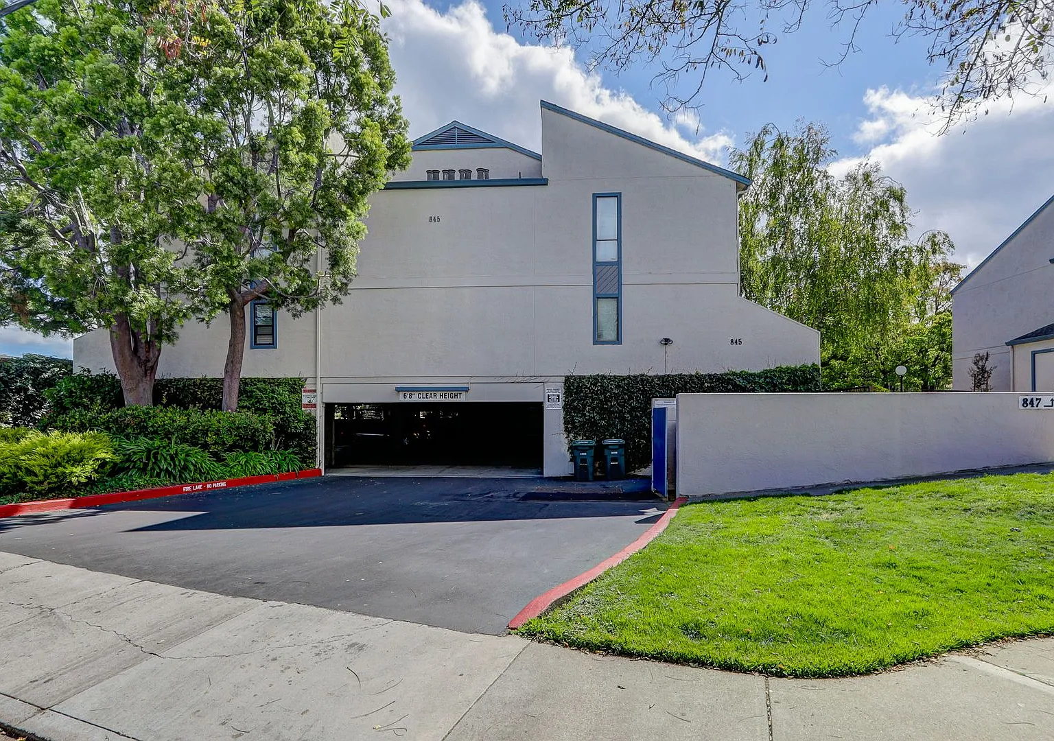 1BR/1BA Pet-Friendly Top-Floor Condo with Pool, In-Unit Laundry & 2 Parking Spaces | YouTube Tour — Photo 2