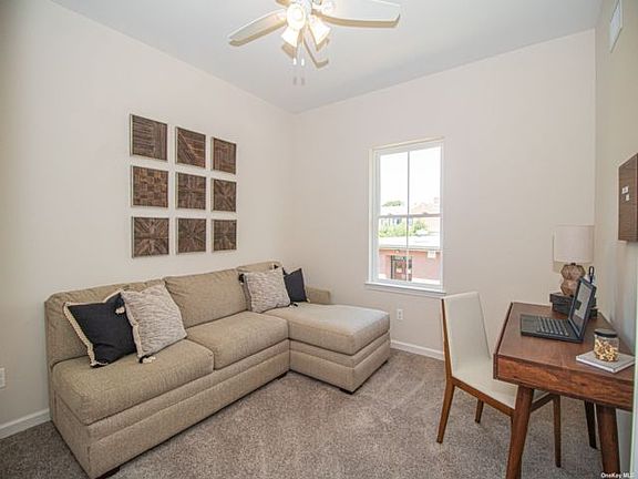 5th image of 766 Deer Park Ave #302