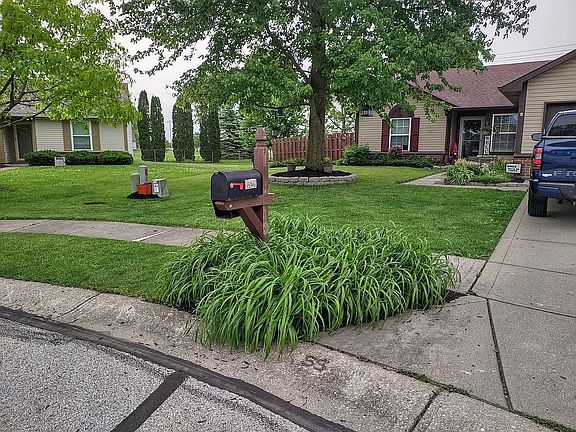 5th image of 7326 Thornmill Ct