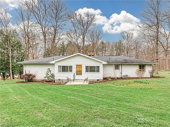 4th image of 8406 Whippoorwill Rd
