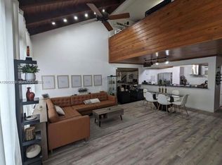 11203 NW 15th St #TOWNHOUSE, Hollywood, FL 33026