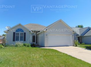 2009 Bark River Ct, De Pere, WI 54115