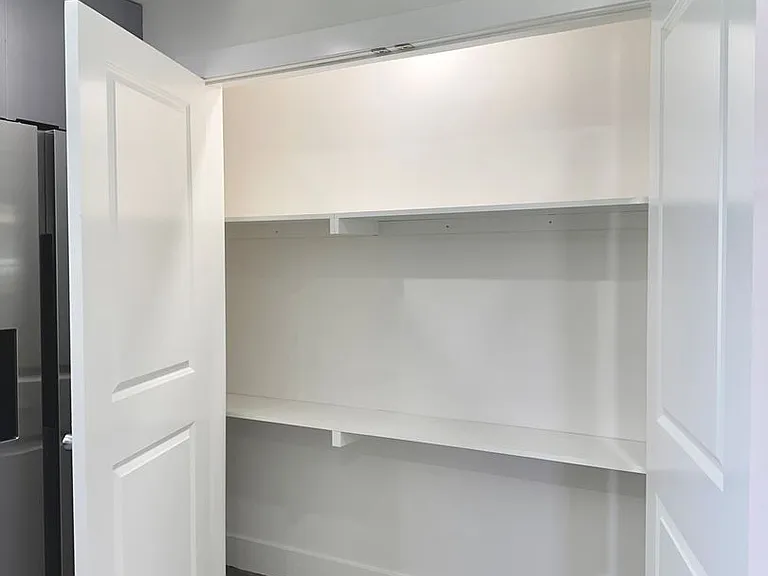 11512 Oxford Ave — Photo 13