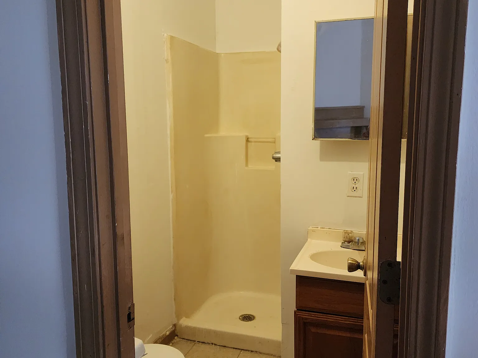 Studio, 400 sqft, $650 — Photo 4