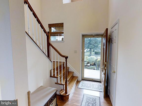 2nd image of 6603 Green Glen Ct