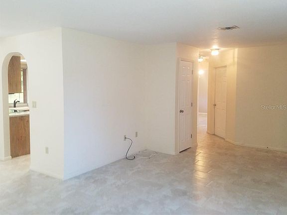 5th image of 7171 Peacock Ln