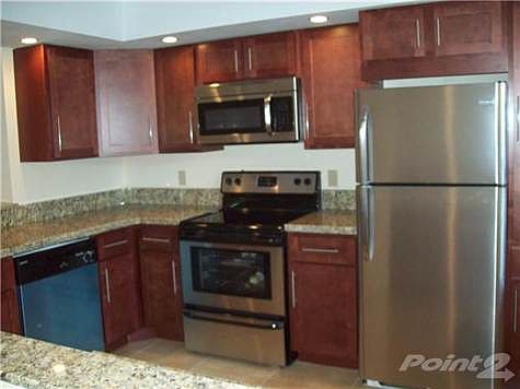 1st image of 4301 Martinique Cir APT F1