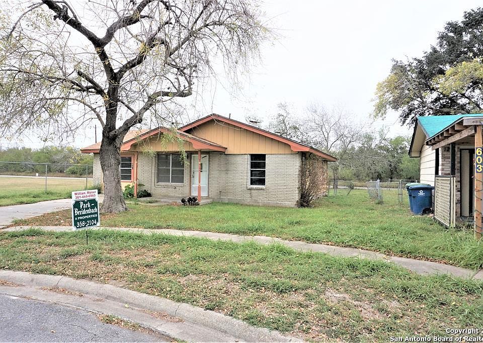 1st image of 601 E Everett circle