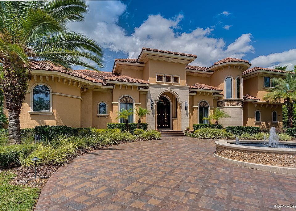1st image of 216 Arezzo Ct