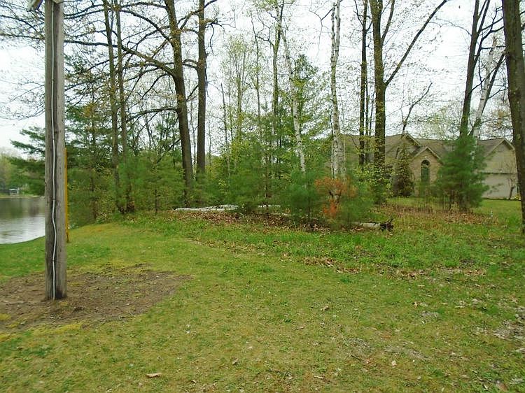 2nd image of Oakridge Drive