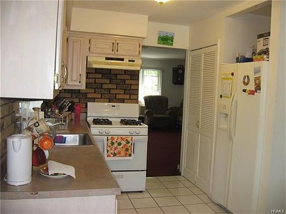 5th image of 2 Lonergan Dr