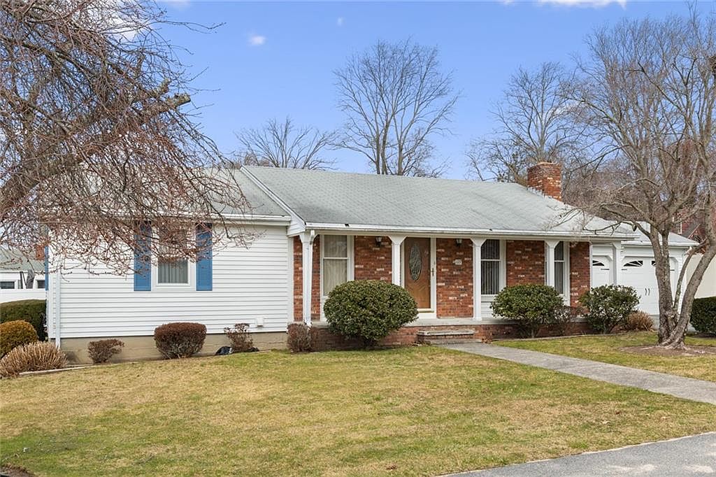 127 Brayton Ave, Cranston, RI 02920 Zillow