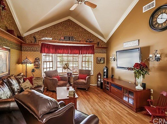 4th image of 4254 Lomina Ave